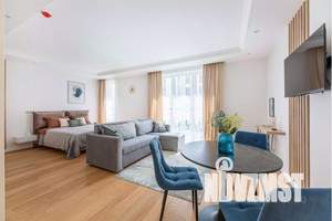 1-к квартира, посуточно, 38м2, 4/7 этаж