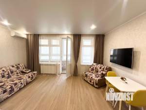 Студия квартира, посуточно, 35м2, 16/16 этаж