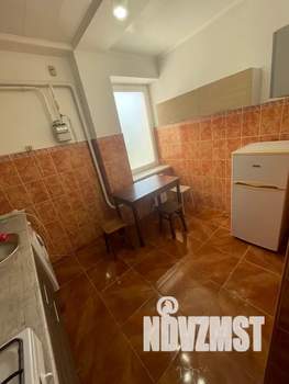 1-к квартира, посуточно, 35м2, 2/6 этаж