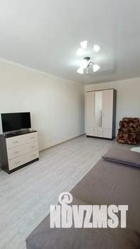 1-к квартира, посуточно, 38м2, 2/16 этаж