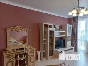 1-к квартира, на длительный срок, 57м2, 4/10 этаж