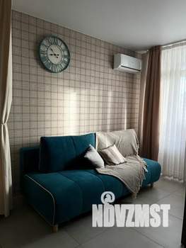 Студия квартира, посуточно, 28м2, 13/20 этаж