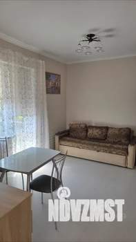 Студия квартира, посуточно, 28м2, 2/3 этаж