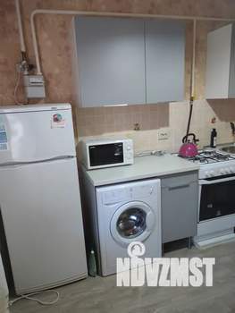 1-к квартира, посуточно, 35м2, 1/7 этаж