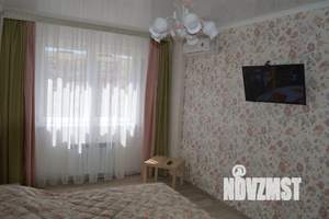 1-к квартира, посуточно, 38м2, 8/10 этаж