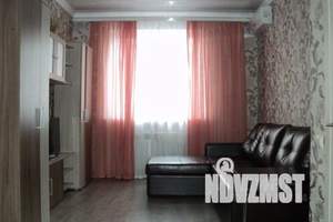 1-к квартира, посуточно, 38м2, 7/9 этаж