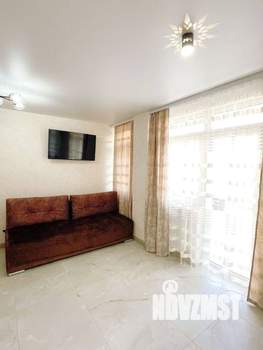 Студия квартира, посуточно, 40м2, 2/7 этаж