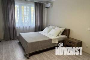 1-к квартира, посуточно, 35м2, 2/16 этаж