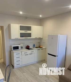 Студия квартира, посуточно, 27м2, 17/17 этаж