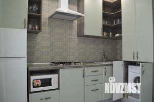 1-к квартира, посуточно, 38м2, 8/10 этаж