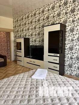 1-к квартира, посуточно, 45м2, 1/1 этаж