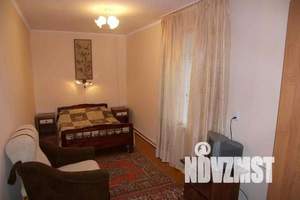 2-к квартира, посуточно, 44м2, 1/2 этаж