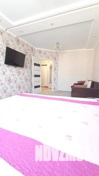 1-к квартира, посуточно, 45м2, 4/6 этаж