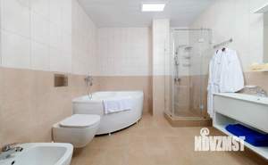 3-к квартира, посуточно, 57м2, 1/1 этаж