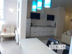 Студия квартира, посуточно, 33м2, 2/16 этаж