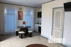 2-к квартира, посуточно, 40м2, 3/3 этаж
