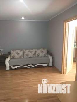 2-к квартира, посуточно, 47м2, 1/1 этаж