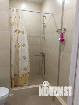 1-к квартира, посуточно, 41м2, 11/16 этаж