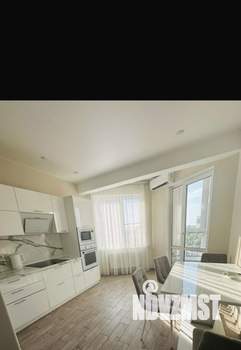 1-к квартира, посуточно, 40м2, 7/16 этаж