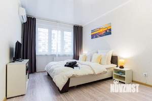 1-к квартира, посуточно, 38м2, 1/1 этаж