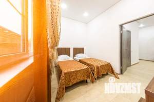 2-к квартира, посуточно, 60м2, 1/2 этаж