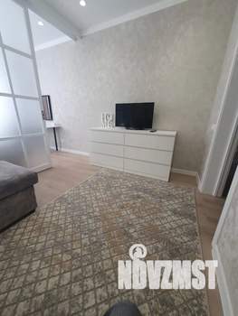 1-к квартира, посуточно, 40м2, 10/18 этаж