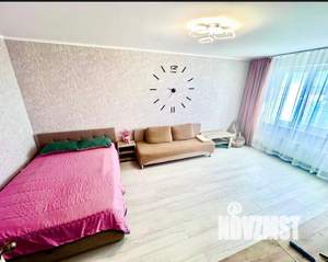 1-к квартира, посуточно, 42м2, 1/1 этаж