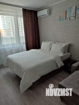 1-к квартира, посуточно, 38м2, 1/1 этаж