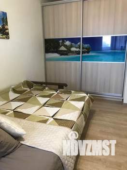 1-к квартира, посуточно, 42м2, 3/3 этаж