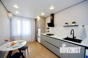 1-к квартира, посуточно, 42м2, 6/9 этаж