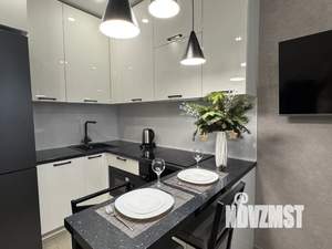 1-к квартира, посуточно, 38м2, 14/14 этаж