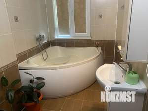 1-к квартира, посуточно, 50м2, 3/3 этаж