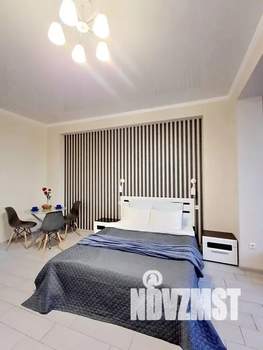 Студия квартира, посуточно, 40м2, 5/17 этаж