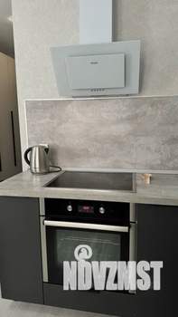 Студия квартира, посуточно, 33м2, 4/8 этаж