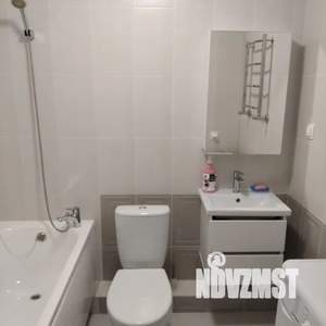 Студия квартира, посуточно, 30м2, 13/18 этаж