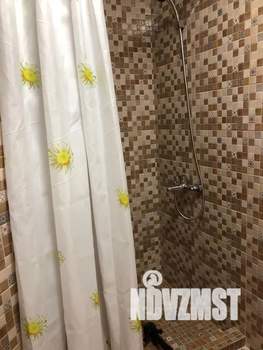 2-к квартира, посуточно, 45м2, 1/2 этаж