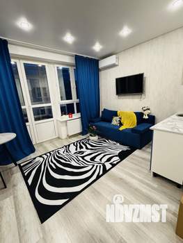 Студия квартира, посуточно, 28м2, 5/8 этаж