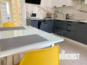 2-к квартира, посуточно, 70м2, 2/6 этаж