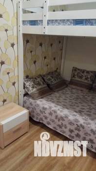 Студия квартира, посуточно, 40м2, 7/10 этаж