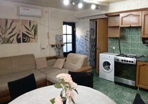 Студия квартира, на длительный срок, 30м2, 1/1 этаж