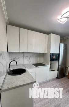 1-к квартира, посуточно, 38м2, 13/16 этаж