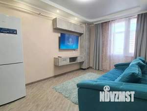 1-к квартира, посуточно, 42м2, 4/9 этаж