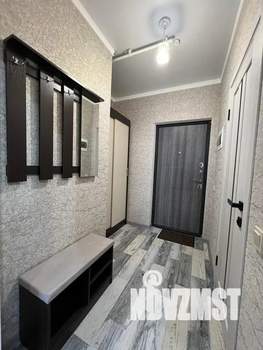 Студия квартира, посуточно, 27м2, 1/12 этаж