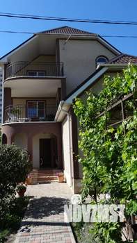 3-к квартира, на длительный срок, 75м2, 3/3 этаж