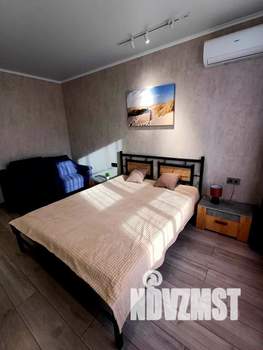 1-к квартира, посуточно, 38м2, 2/9 этаж