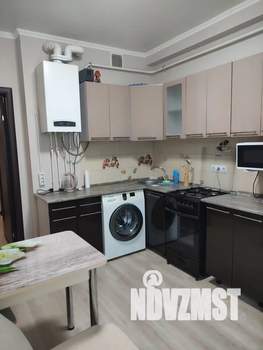1-к квартира, посуточно, 39м2, 3/6 этаж