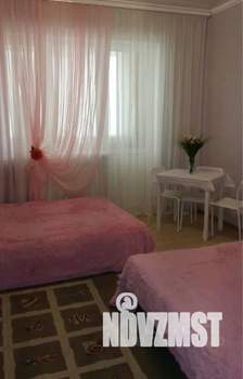 Студия квартира, посуточно, 20м2, 1/6 этаж