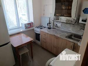 2-к квартира, посуточно, 42м2, 1/4 этаж