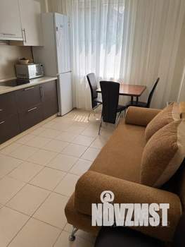 1-к квартира, посуточно, 34м2, 1/3 этаж