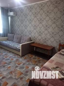 1-к квартира, посуточно, 40м2, 1/10 этаж